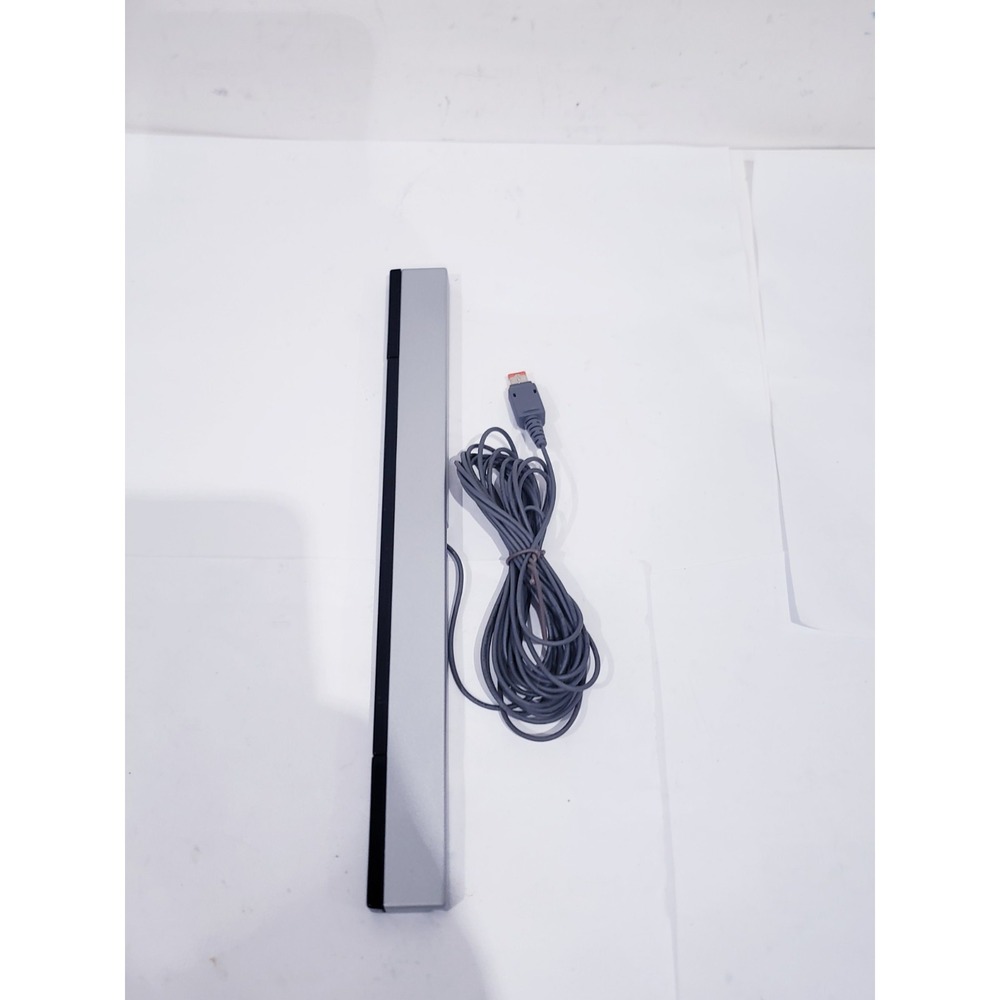 Nintendo Wii Console RVL-001 Bundle - TESTED - Picture 9 of 10